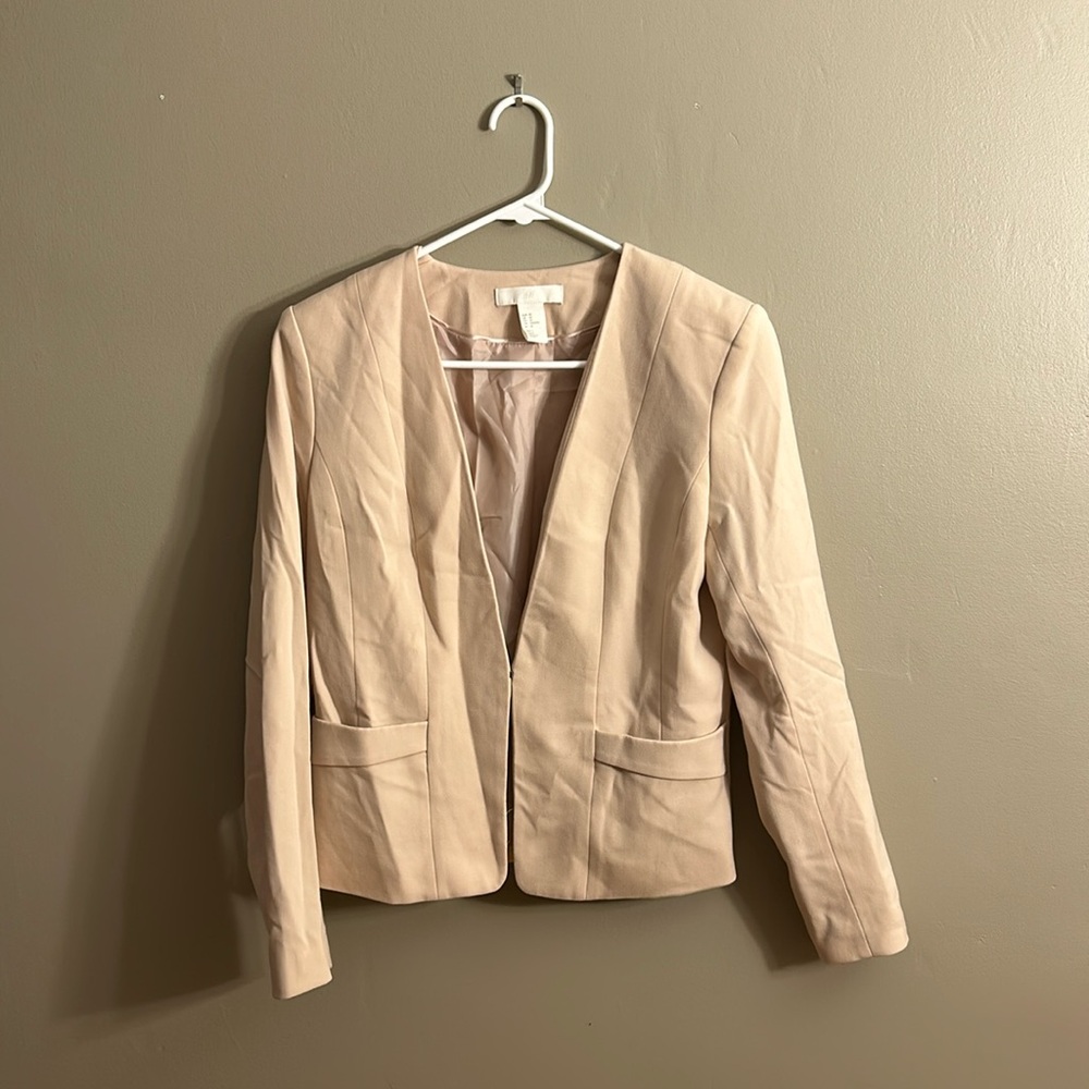 Cute H& M blazer